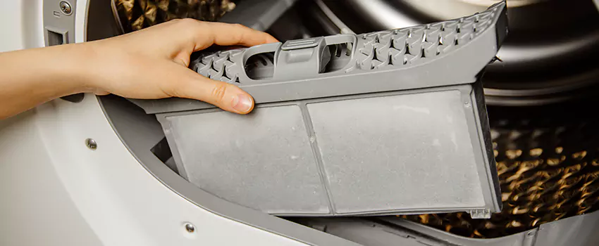 Signs Of A Clogged Dryer Lint Trap in Mansfield, Texas